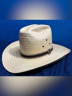 Straw hat